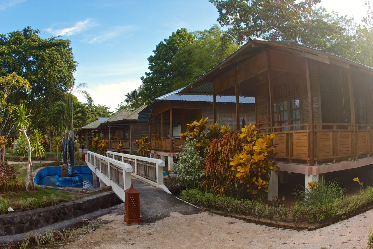 Two Fish Resort Bunaken
