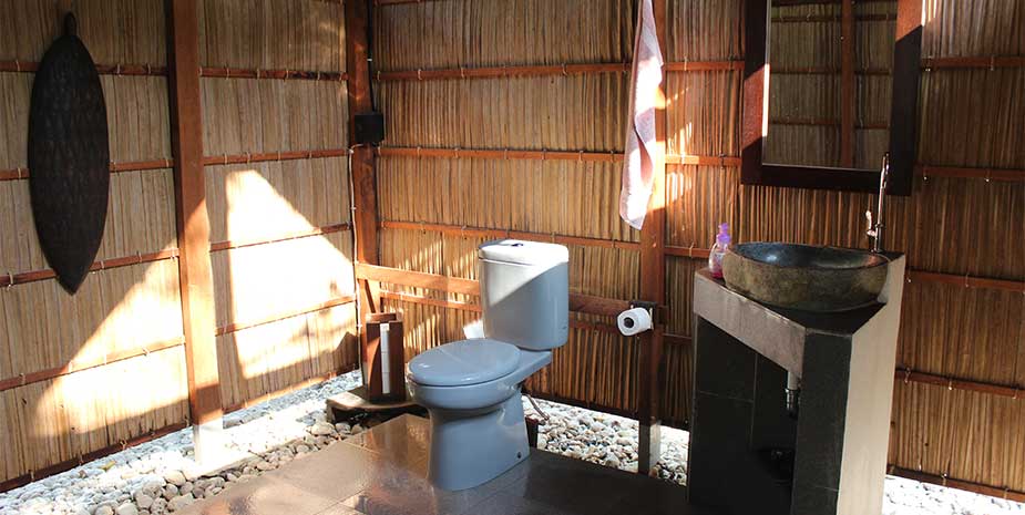 Kri Eco Resort Papuan Cottage