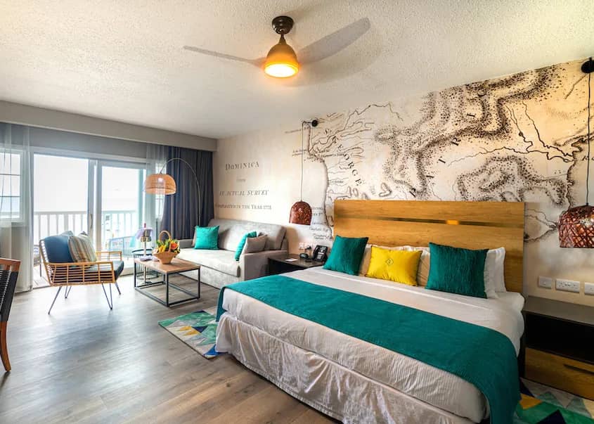 Deluxe Oceanfront Room - image