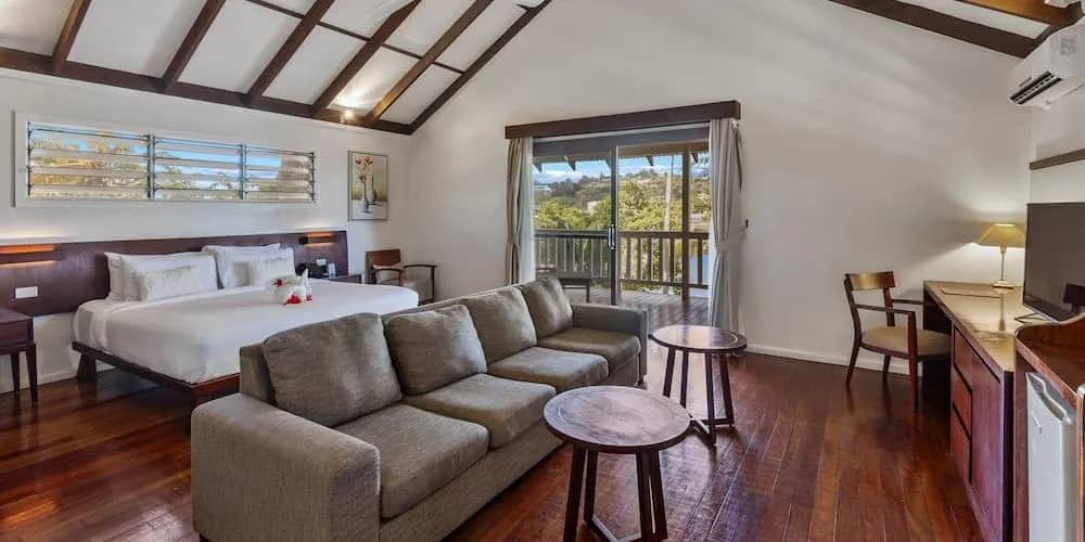 Deluxe Family Fare - image