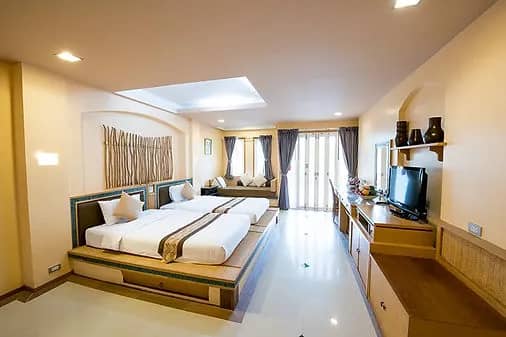 Deluxe Room (Pool View) - image