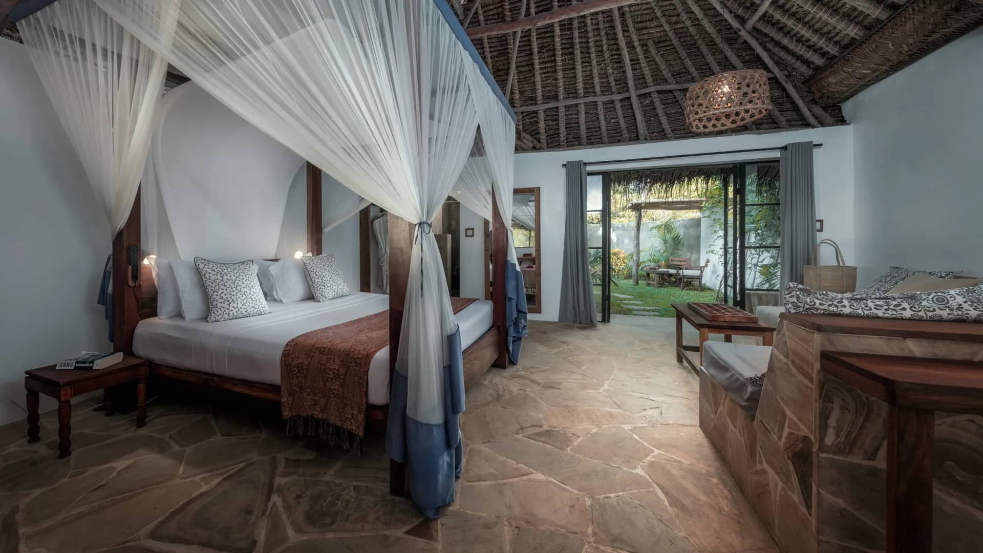 Superior Garden Room - image