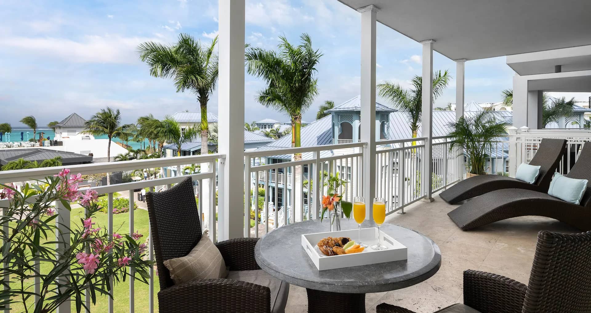 Key West Oceanview 1 BR Concierge Suite - image Key West Oceanview 1 BR Concierge Suite - image