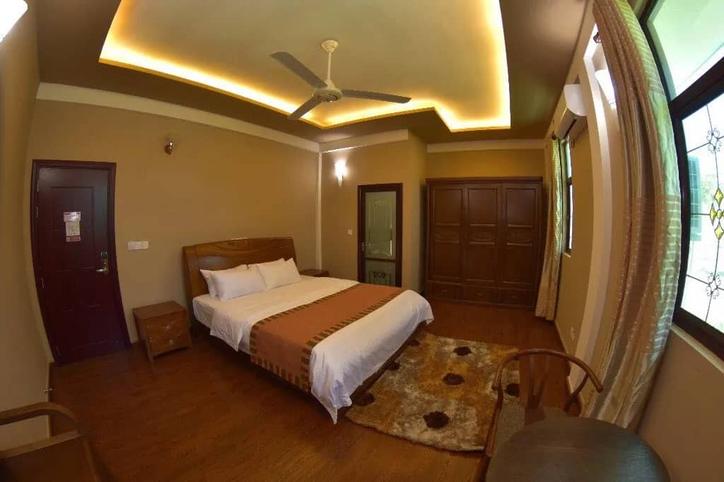 Superior King Room with Jacuzzi - image