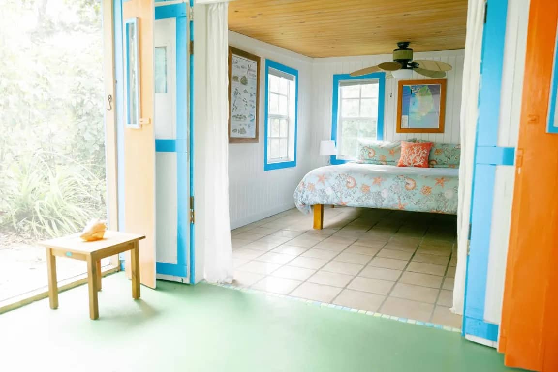 Oceanfront King (Cocoplum Room) - image