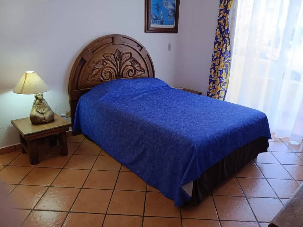 Double Room with Balcony - image