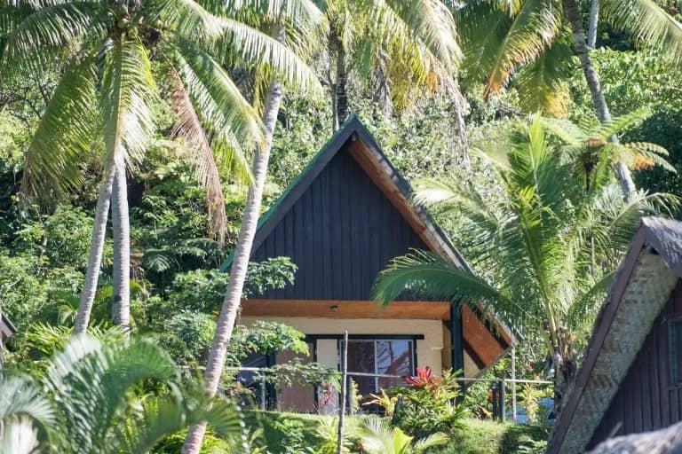 Seaview Deluxe Bure - image