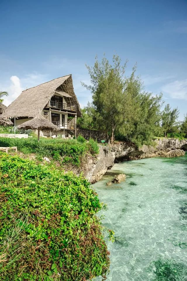 Sunshine Marine Lodge