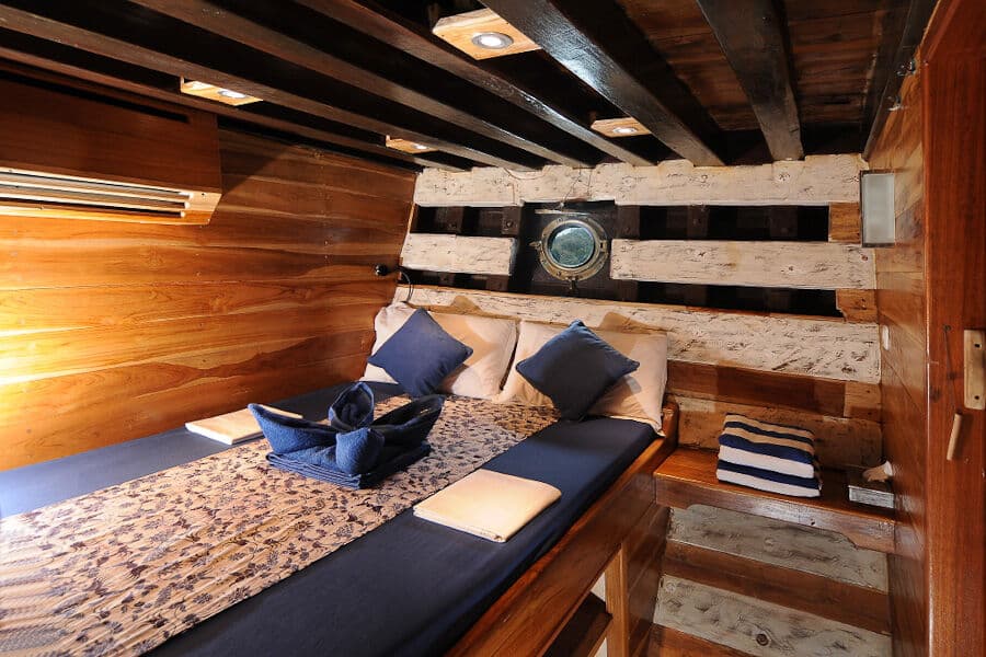 Cabin 2 Lower Deck - image