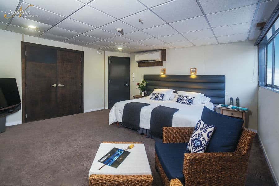 Premium Suite Main Deck - image