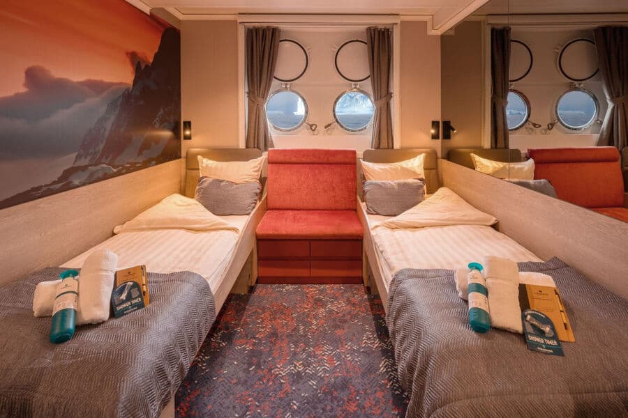 Twin Porthole  - image