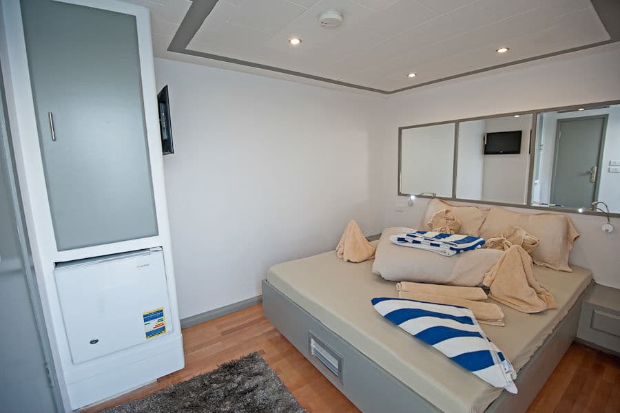 Master Suite Upper Deck - image