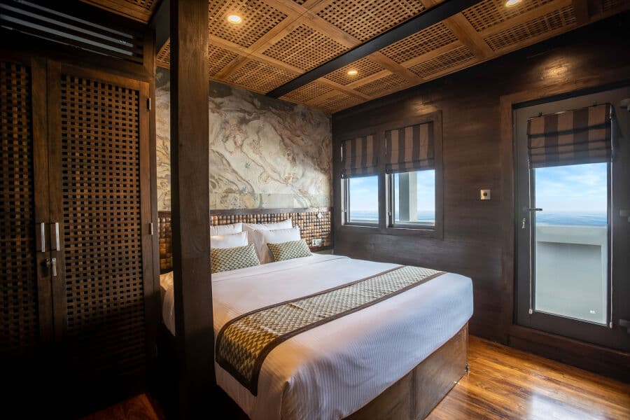 Cowrie Suite Main Deck - image Cowrie Suite Main Deck - image