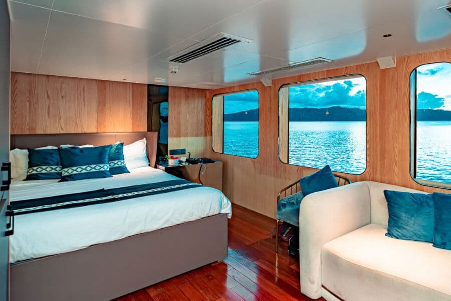 Master Sea View Upper Deck - image
