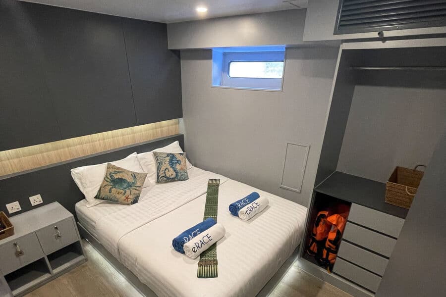 Double Bed  - Cabin 7 & 8 Lower Deck - image