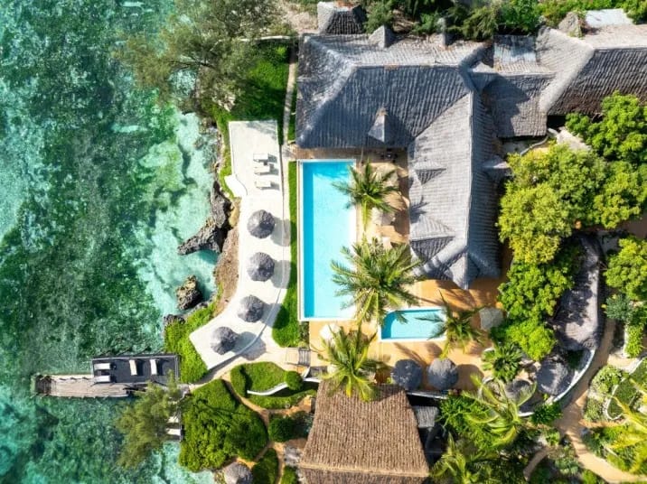 Sunshine Marine Lodge - image