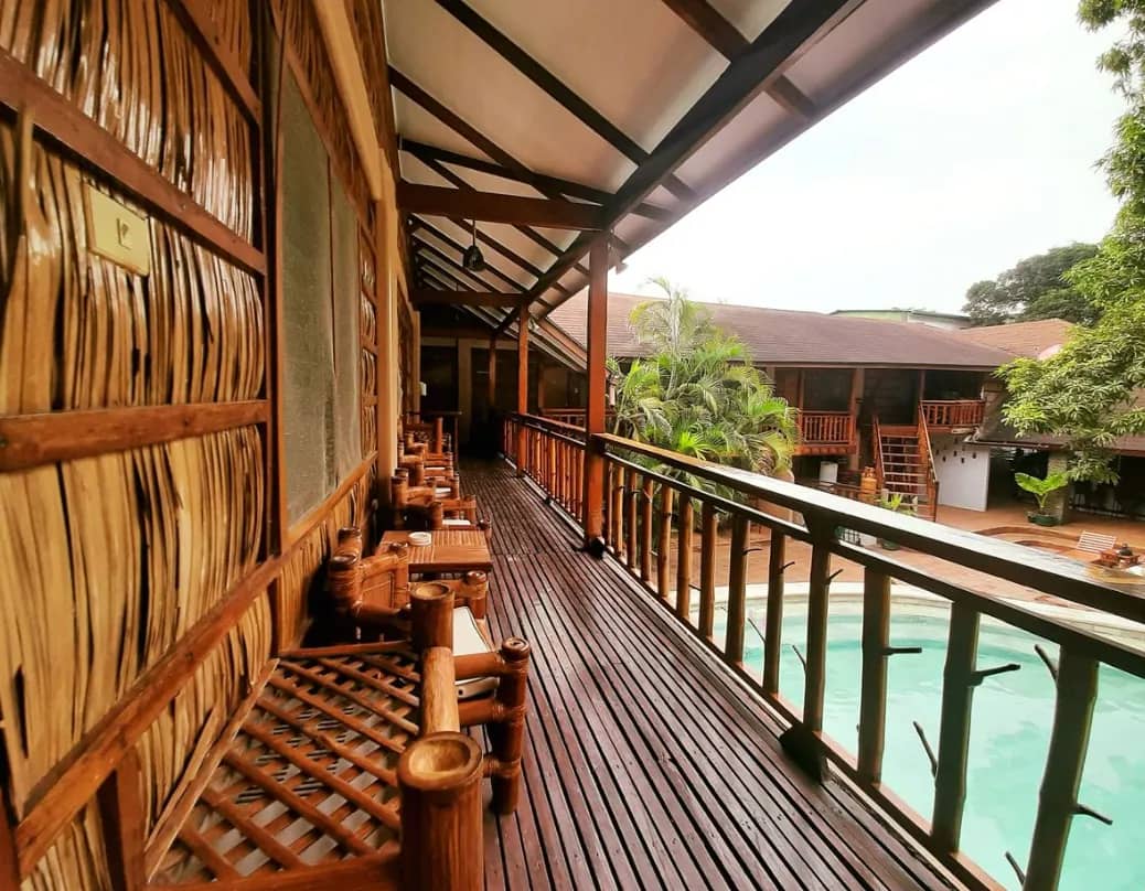 Poolside Economy - image Poolside Economy - image