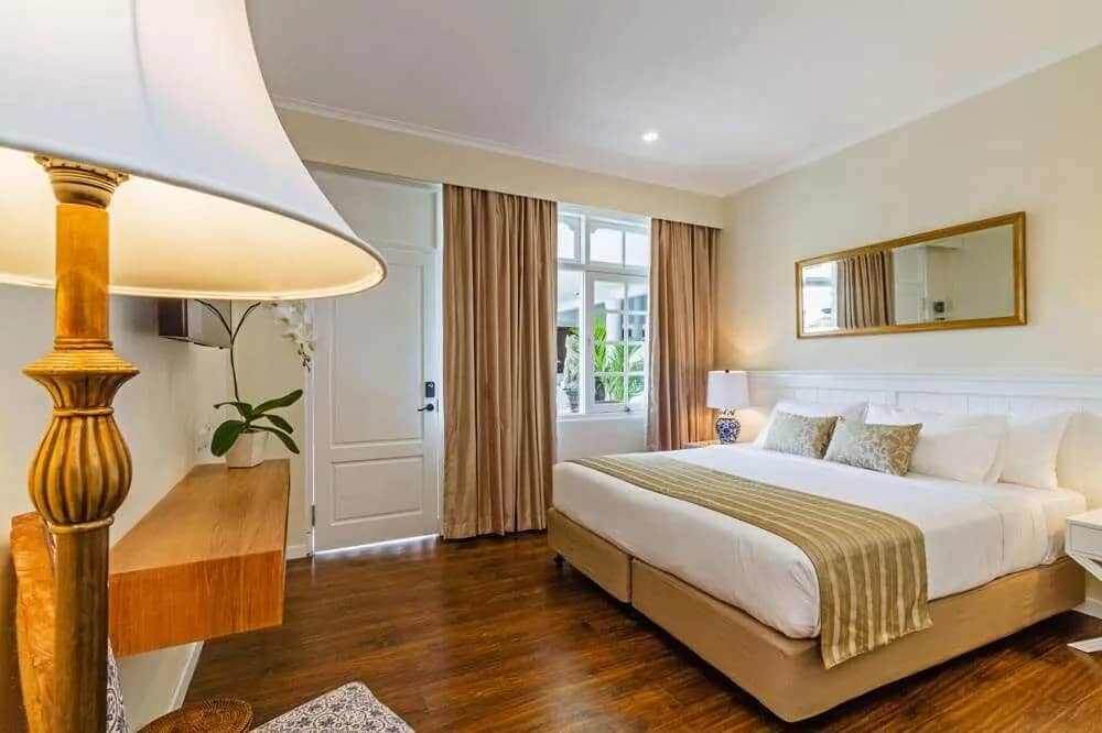 Deluxe Pool View - image Deluxe Pool View - image