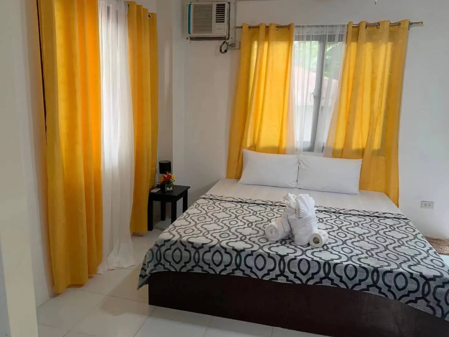 Golden Cicada 1 - image Golden Cicada 1 - image