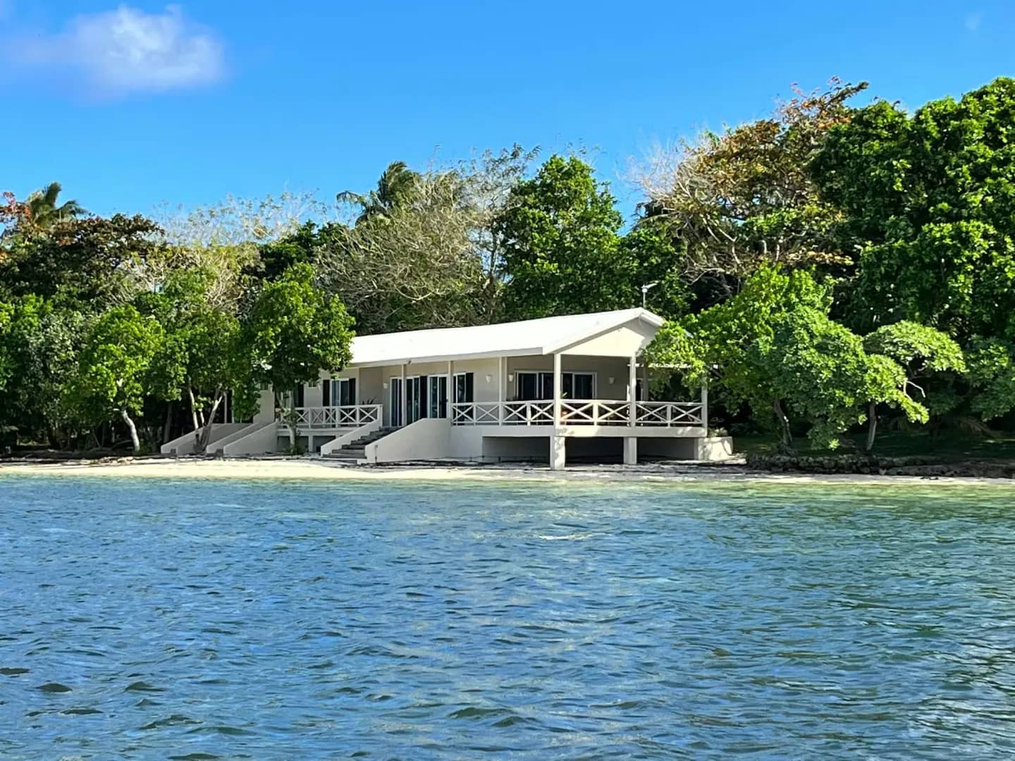 White Sands Beach House 4BD - image White Sands Beach House 4BD - image