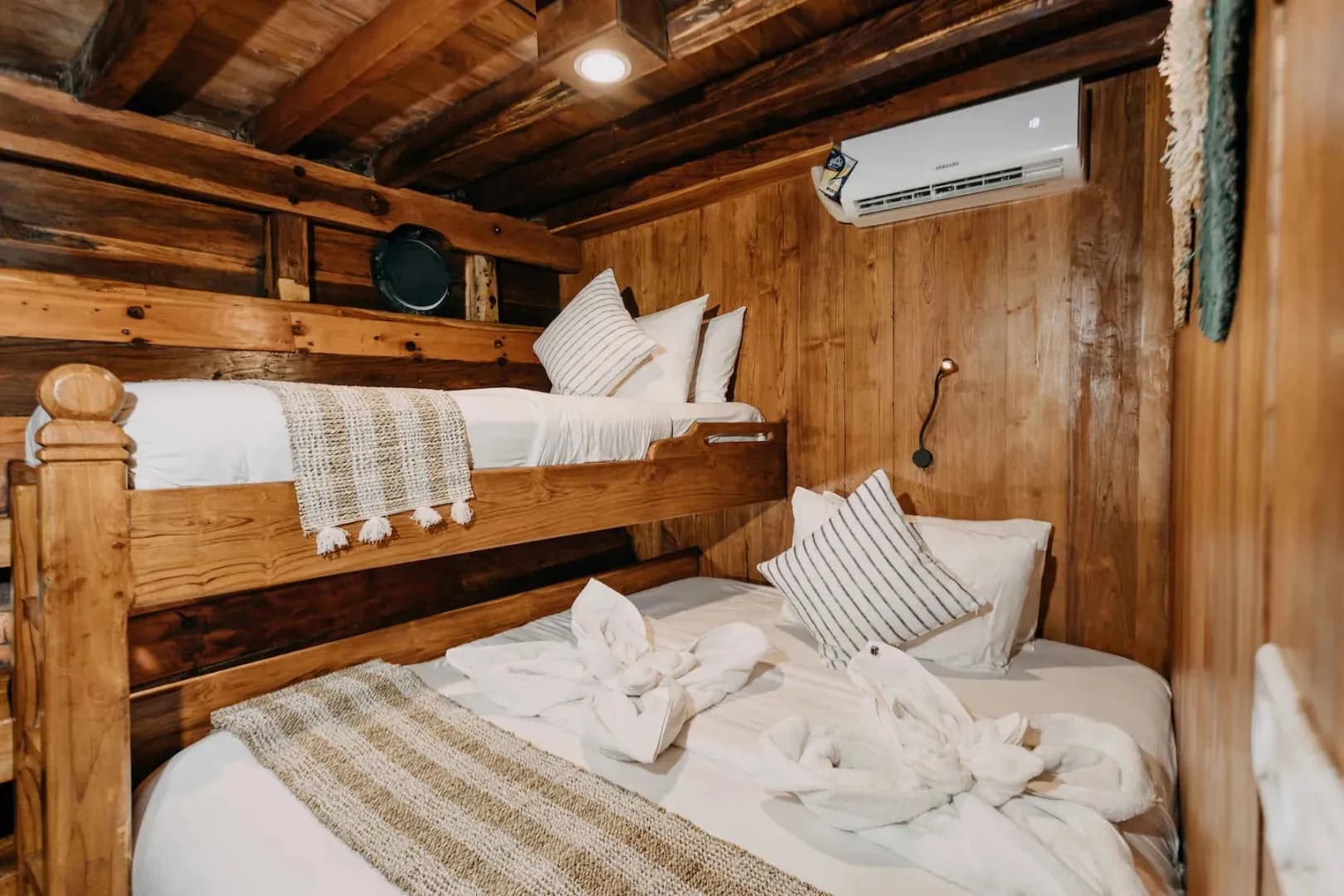 Triple Bed Cabins - image Triple Bed Cabins - image