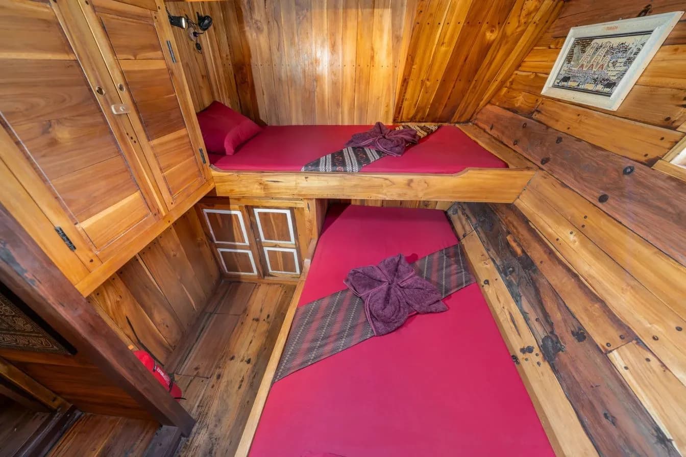 Twin Cabins - image Twin Cabins - image