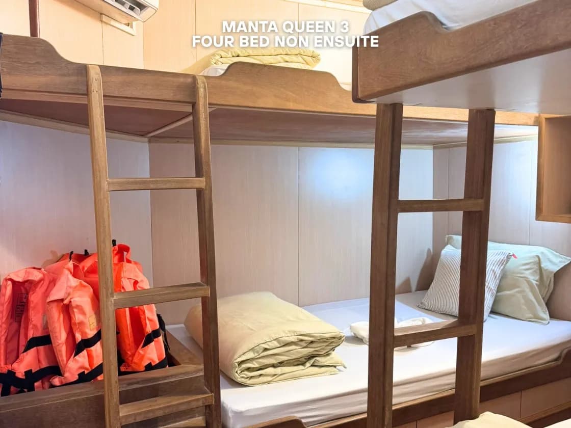 4 Bed Non-Ensuite Cabin - image 4 Bed Non-Ensuite Cabin - image