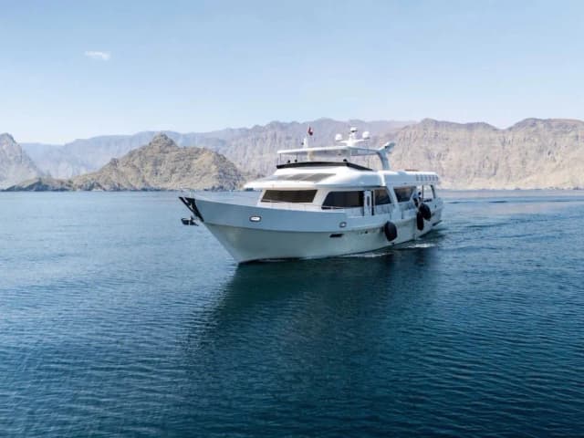 The Vision: Luxury Diving Adventures in Oman The Vision: Luxury Diving Adventures in Oman