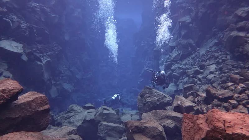 Scuba diving in Iceland