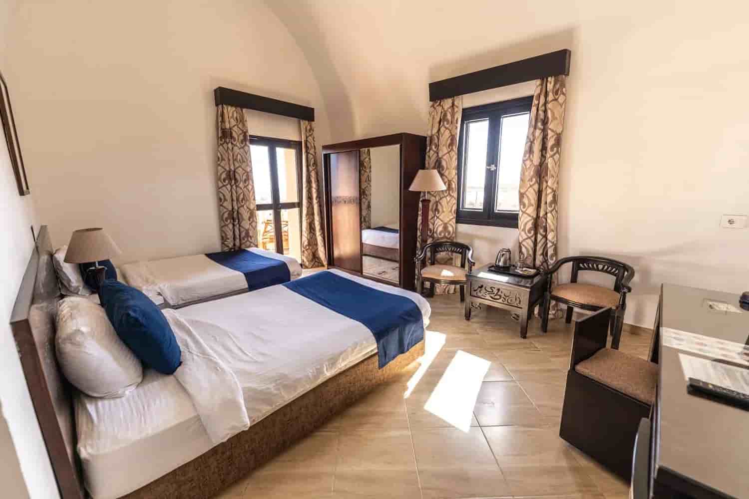 Thumbnail 9 Thumbnail 9