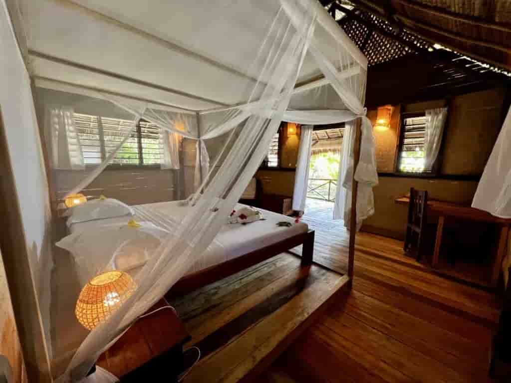 Thumbnail 9 Thumbnail 9