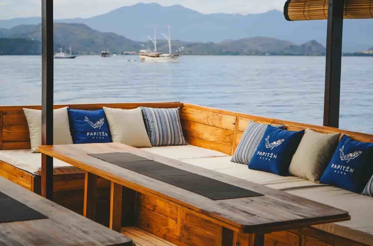 Thumbnail 3 Thumbnail 3