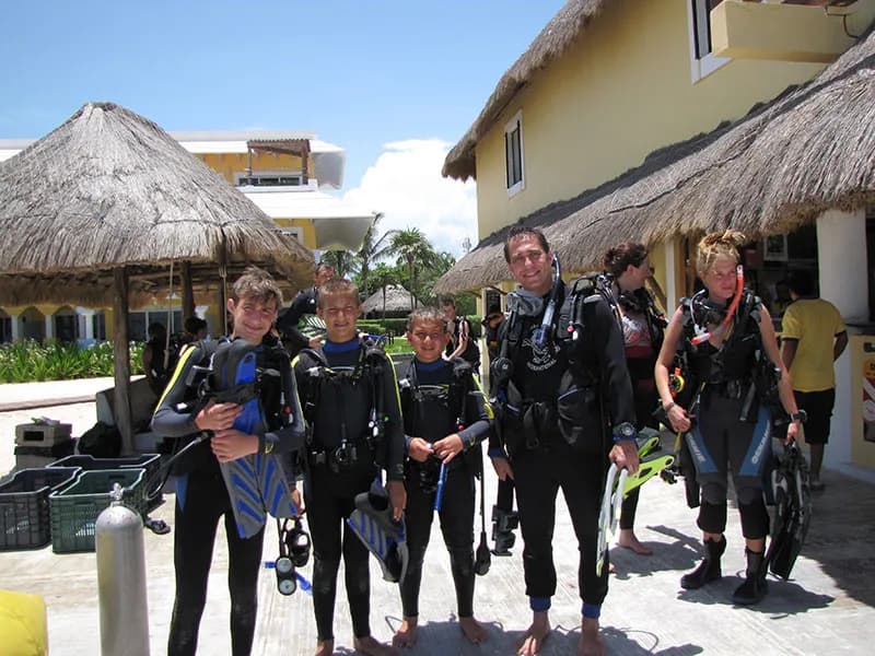 Dressel Divers Playa del Carmen - image Dressel Divers Playa del Carmen - image