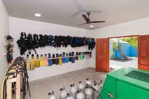 Thumbnail 9 Thumbnail 9