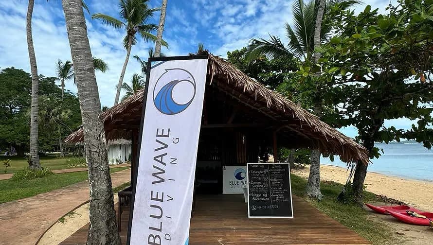 Blue Wave Diving - image Blue Wave Diving - image