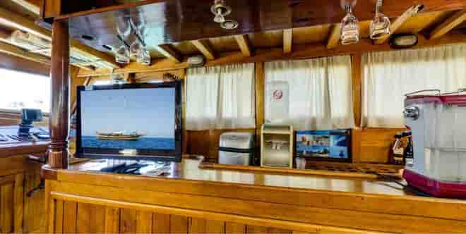 Thumbnail 9 Thumbnail 9