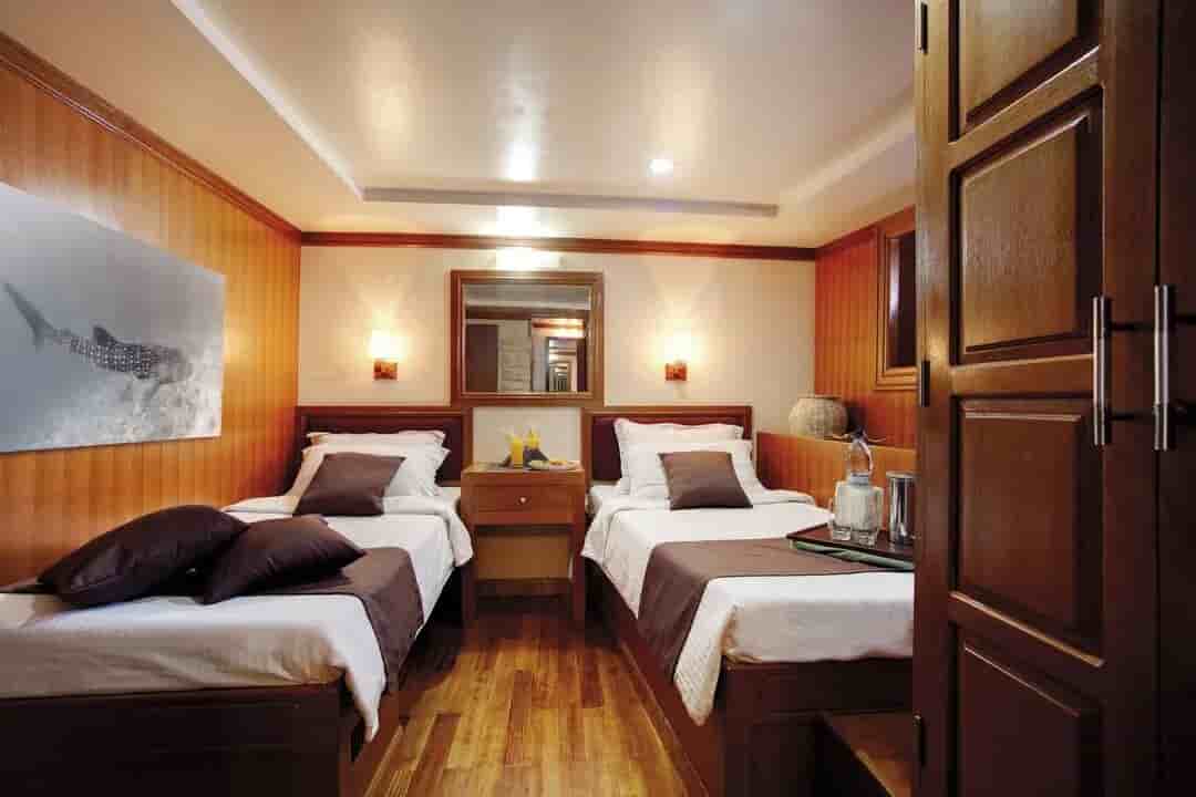 Thumbnail 10 Thumbnail 10