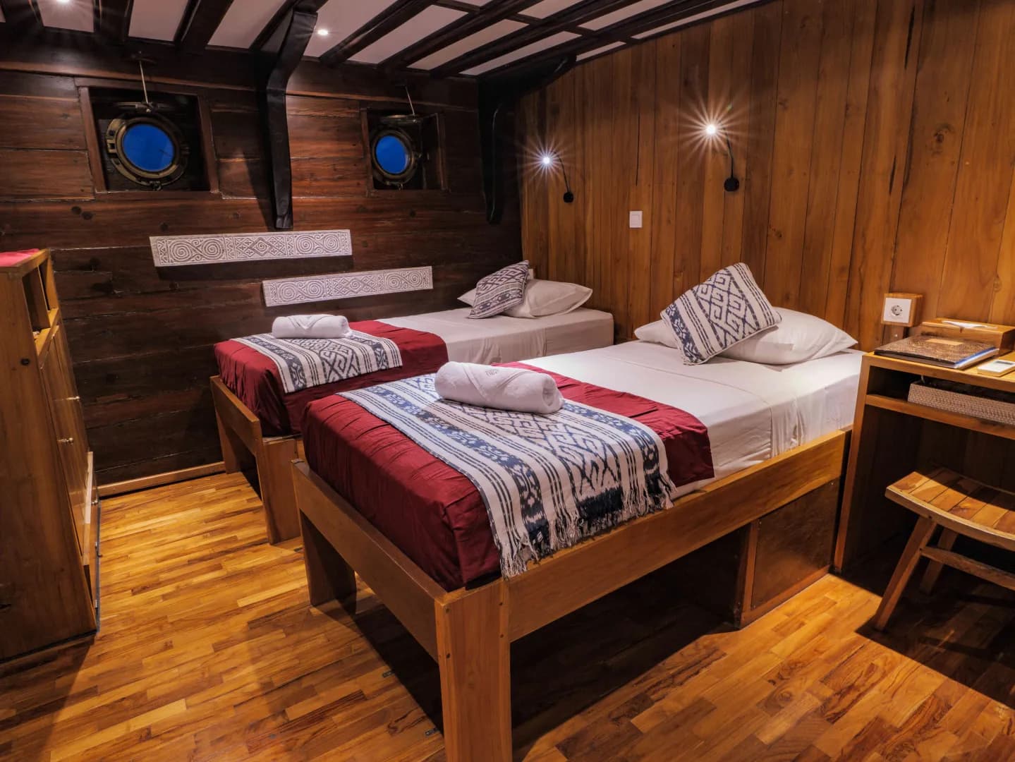 Twin bed accommodations