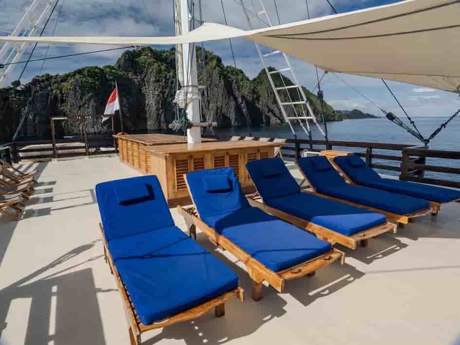 Thumbnail 3 Thumbnail 3