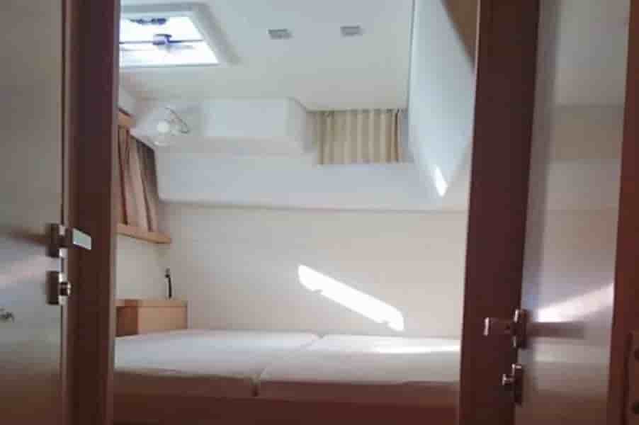 Thumbnail 4 Thumbnail 4