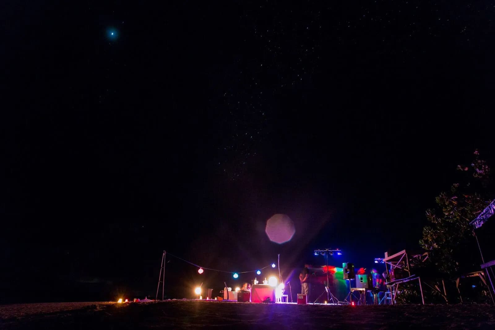 Azalea Liveaboard at night