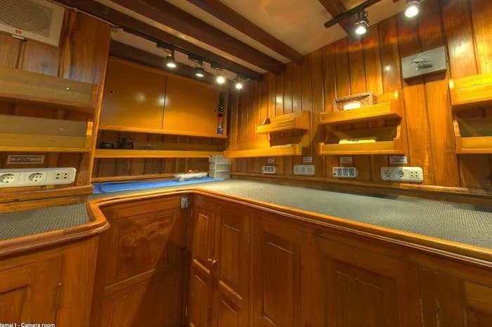 Camera Room on the Damai I Liveaboard