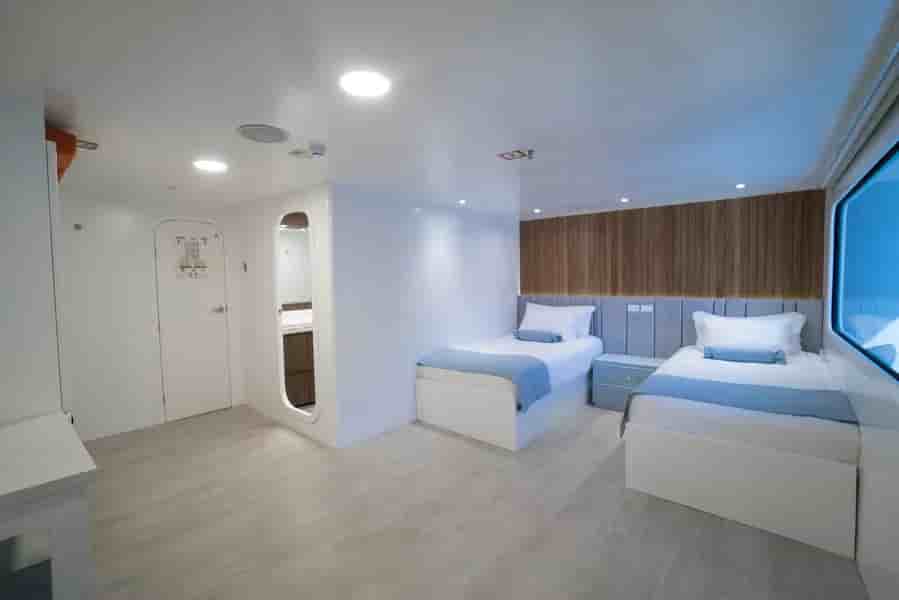 Thumbnail 10 Thumbnail 10