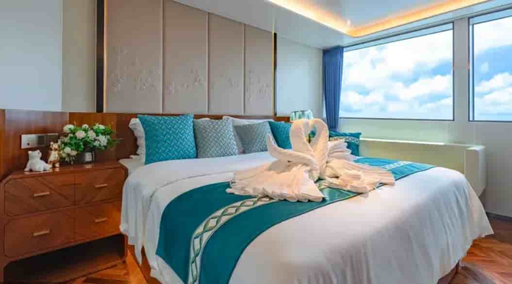 Thumbnail 4 Thumbnail 4