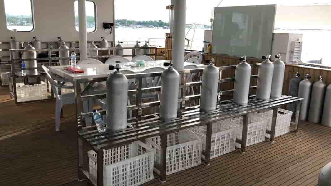 Thumbnail 3 Thumbnail 3