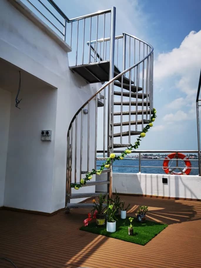 Spiral staircase on the deck