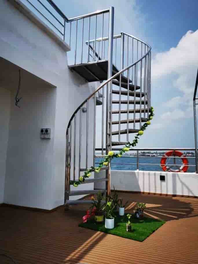 Thumbnail 7 Thumbnail 7