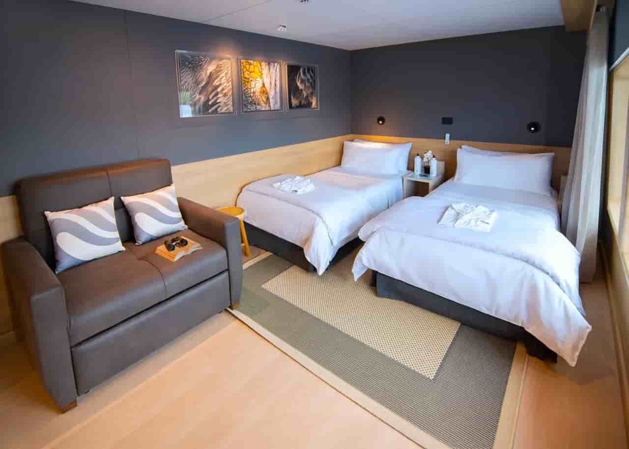 Thumbnail 5 Thumbnail 5