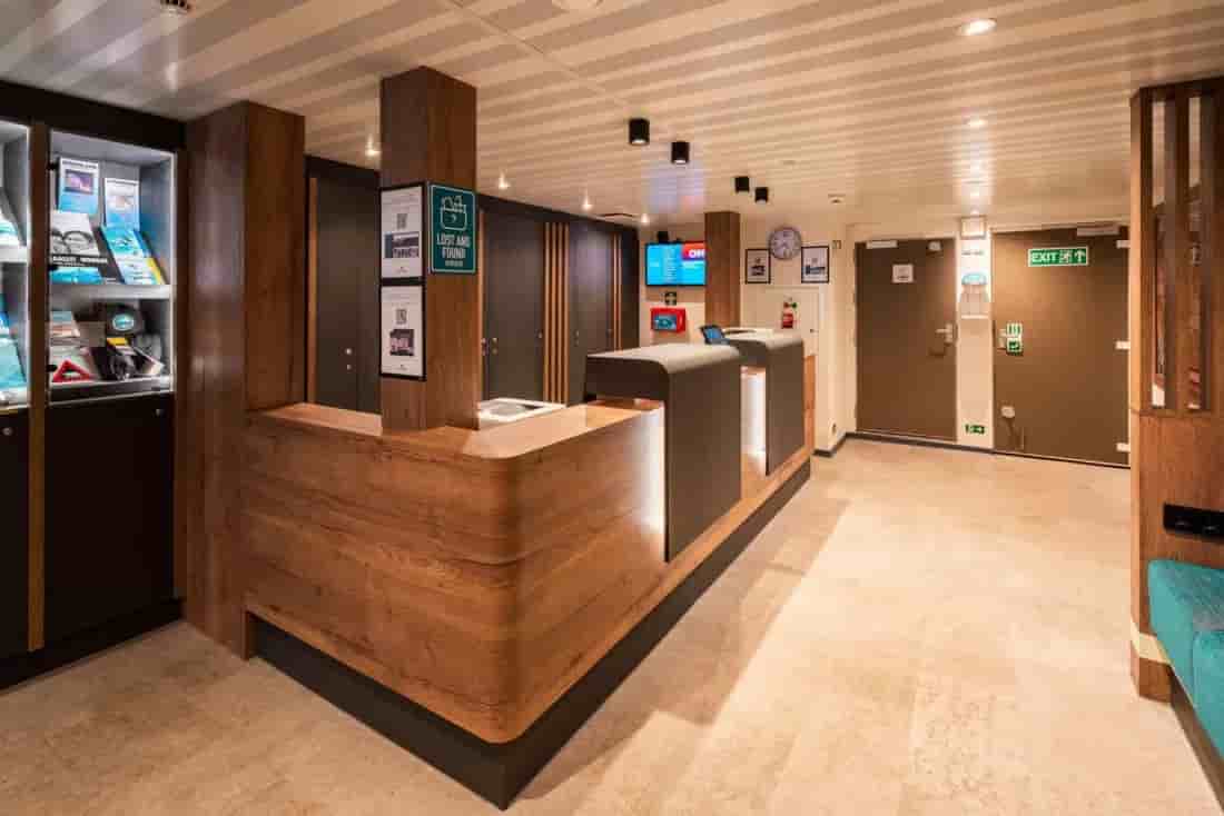 Thumbnail 9 Thumbnail 9