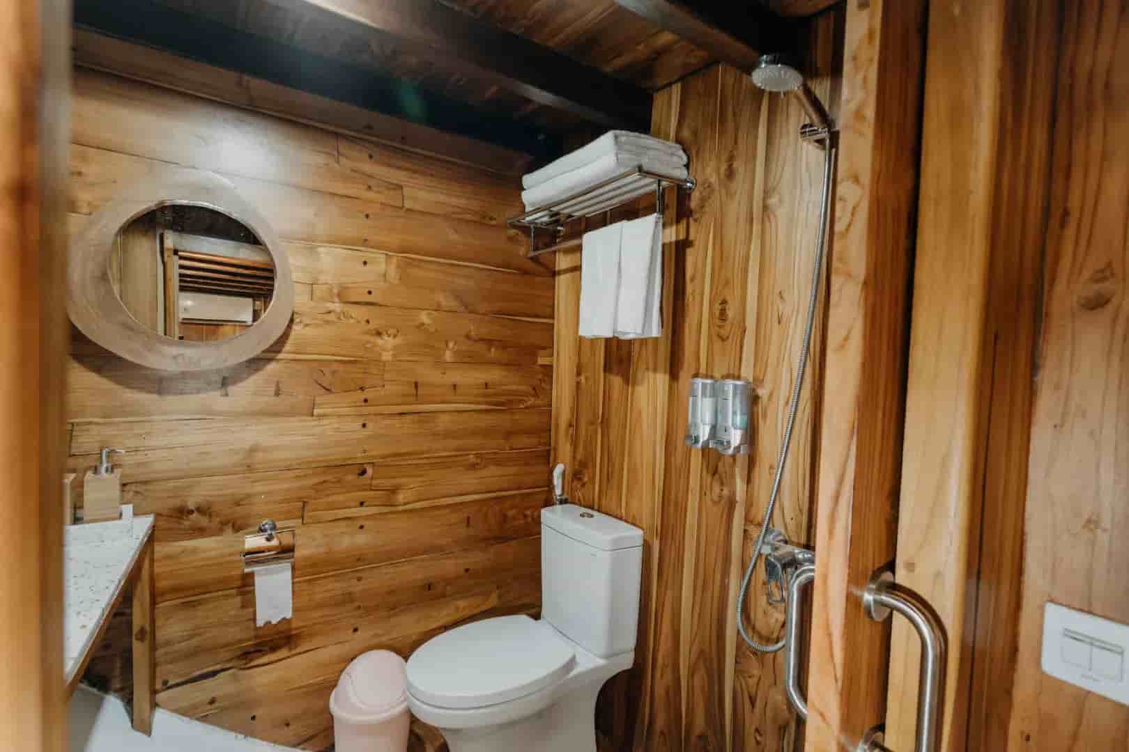 Thumbnail 1 Thumbnail 1